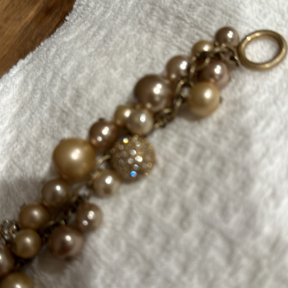 2 Carolee bracelets - Picture 4 of 10